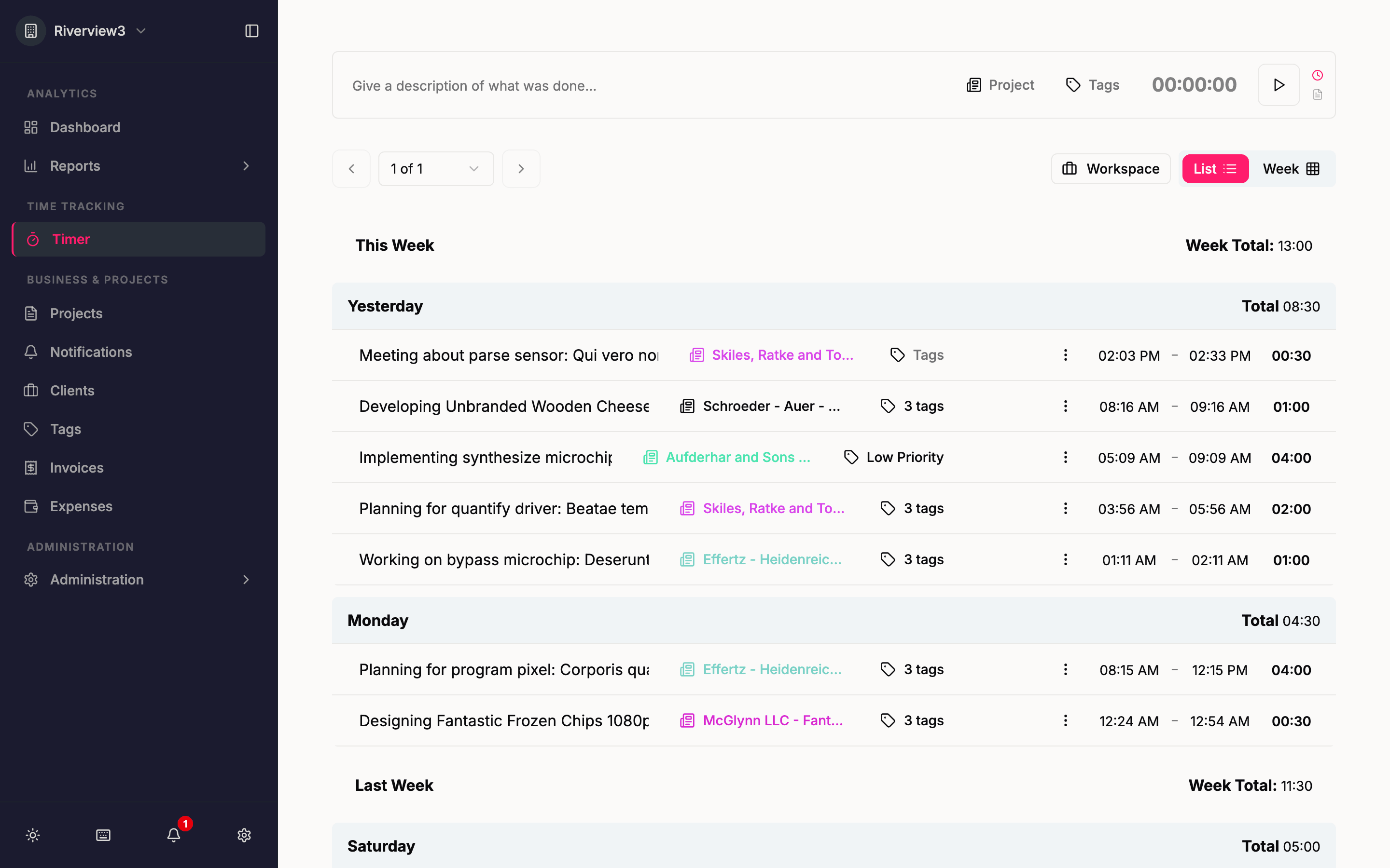 Time entries in Quanta's list view — each entry shows the description, project, client, tags, and duration